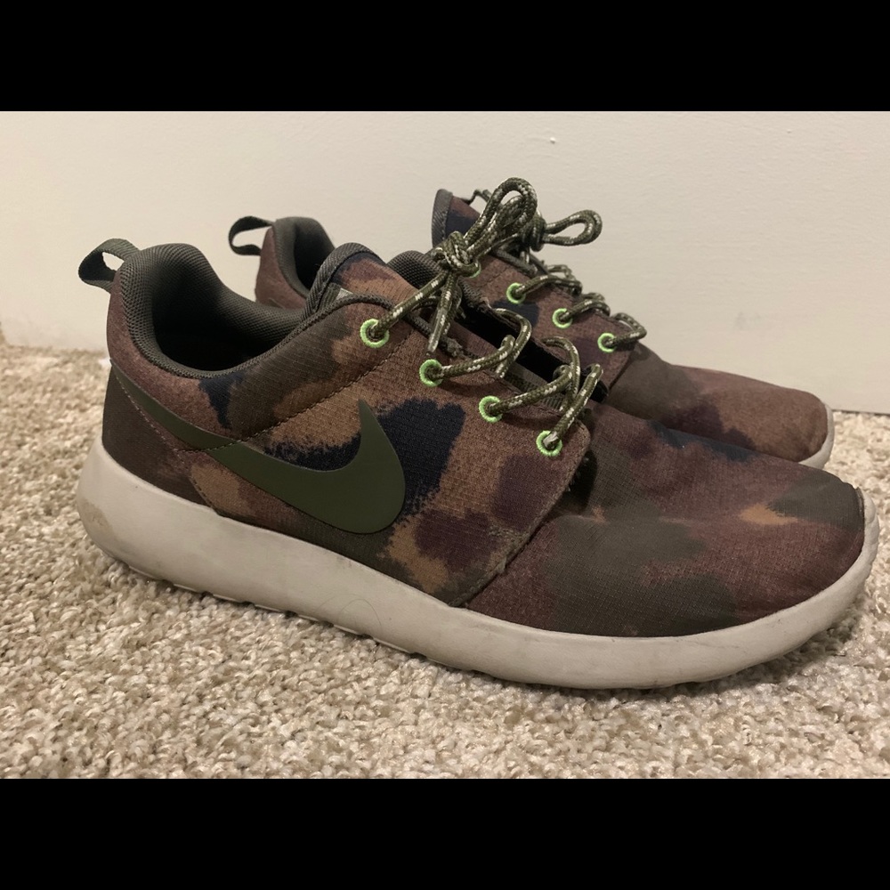 Nike Roshes